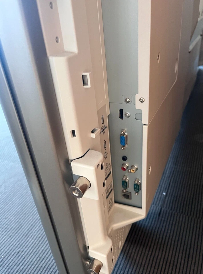 Sharp LCD Monitor / Farbmonitor - Bild 2 von 3