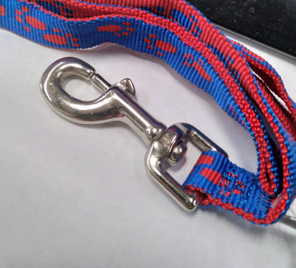 Cuatro patas de 3/4" x 4 pies de nailon de un solo grosor para perro - patas azules/rojas Foto 3 de 3