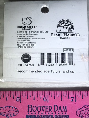 HELLO KITTY HAWAII WE CAN DO IT PINBACK SANRIO HAWAII SOUVENIR HELLO KITTY PIN - Picture 10 of 24