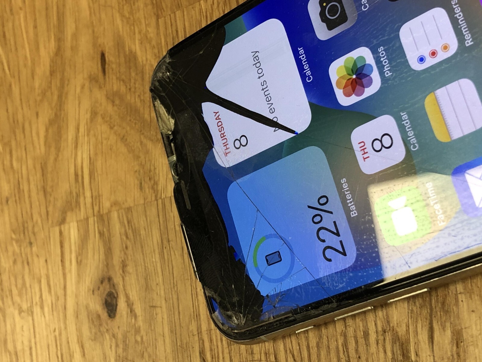 Damaged - Apple iPhone 11 Pro Max - 64GB - Silver - Unlocked | eBay