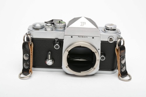 Nikon F2 35mm Spiegelreflex Body mit F Sucher, sehr gepflegt & präzise, zeitlos - Bild 3 von 13