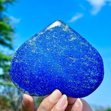 256G Natural Lapis Lazuli Crystal Quartz Hand Carved Heart-shaped Healing Gem