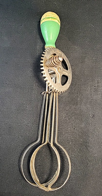 Vintage A&J Hand Egg Beater Green Wood Handle Pat. 1923 Made In USA 