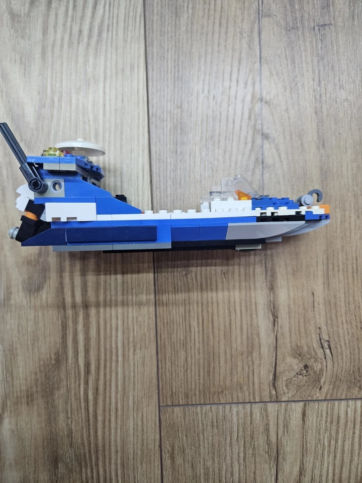 LEGO Creator 4995 Cargo Copter, photo 2 of 5