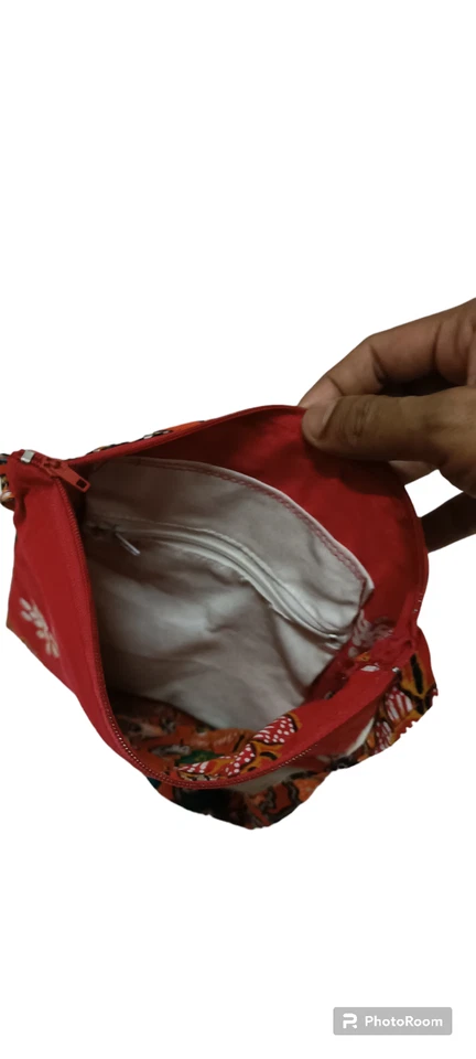 Batik Mini Sling Bag Handmade in North malaysia - Image 2 of 4