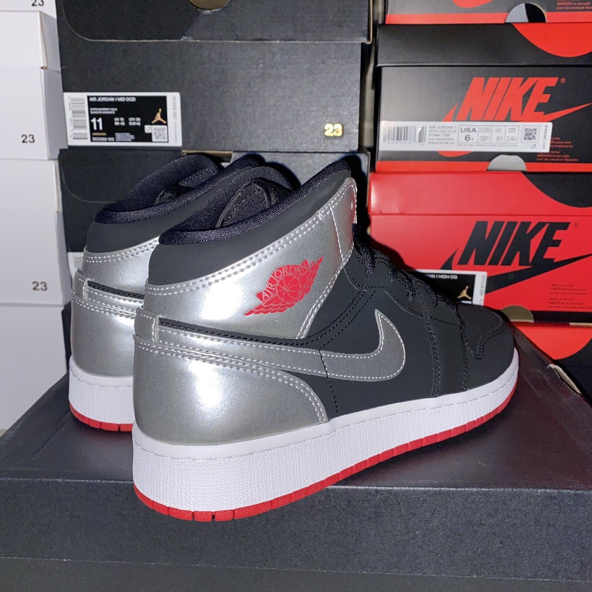 Nike Air Jordan 1 Mid GS Black Red Metallic Silver Size 6.5