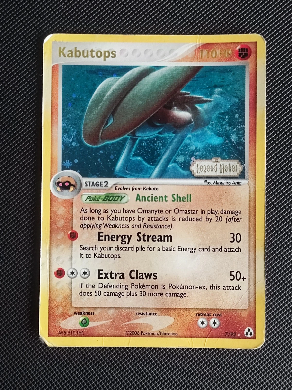 Kabutops Holo Rare Pokemon Card, Legend Maker, 7/92
