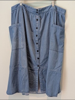 Who What Wear Light Blue Denim Skirt with Cottage Core Pockets Plus Sz 26