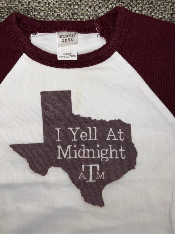 Camiseta divertida de béisbol de manga larga Texas A&M “Grito a medianoche” fútbol 18 m Foto 2 de 2
