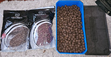 Halo baits GLX 1KG+ halo baits BMX 1KG + SUFFOLK CAR BAITS 1.5KG 27.74 per kilo