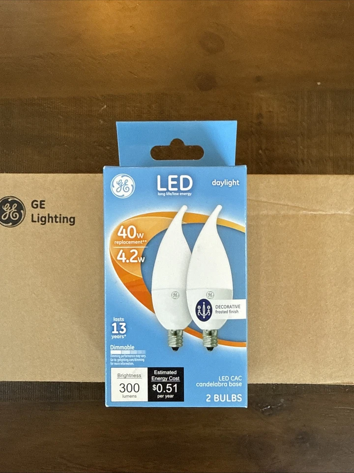 6 PACKS OF 2 LIGHT BULBS LED CAC CANDELABRA BULB Daylight Dimmable 28699 12 Bulb - Image 4 of 4