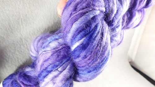 Marta's Yarn Fine Slubby Thick Thin 100% Merino Purple Mix bulky yarn 5 x 100gr - Picture 7 of 7