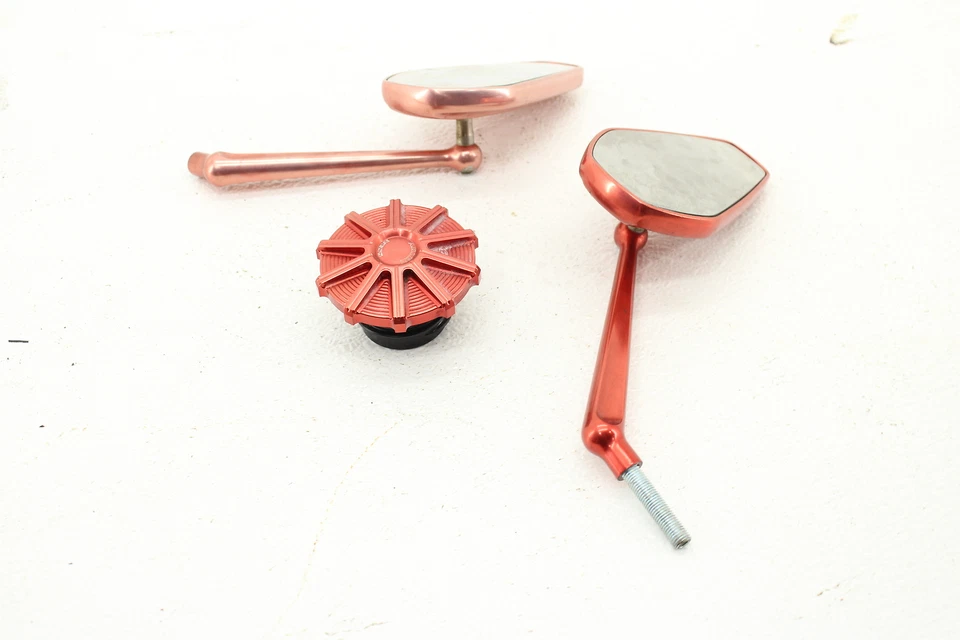 Espejos retrovisores y tapa de gasolina Harley-Davidson Softail Street Bob Arlen Ness 18-22 Foto 2 de 4