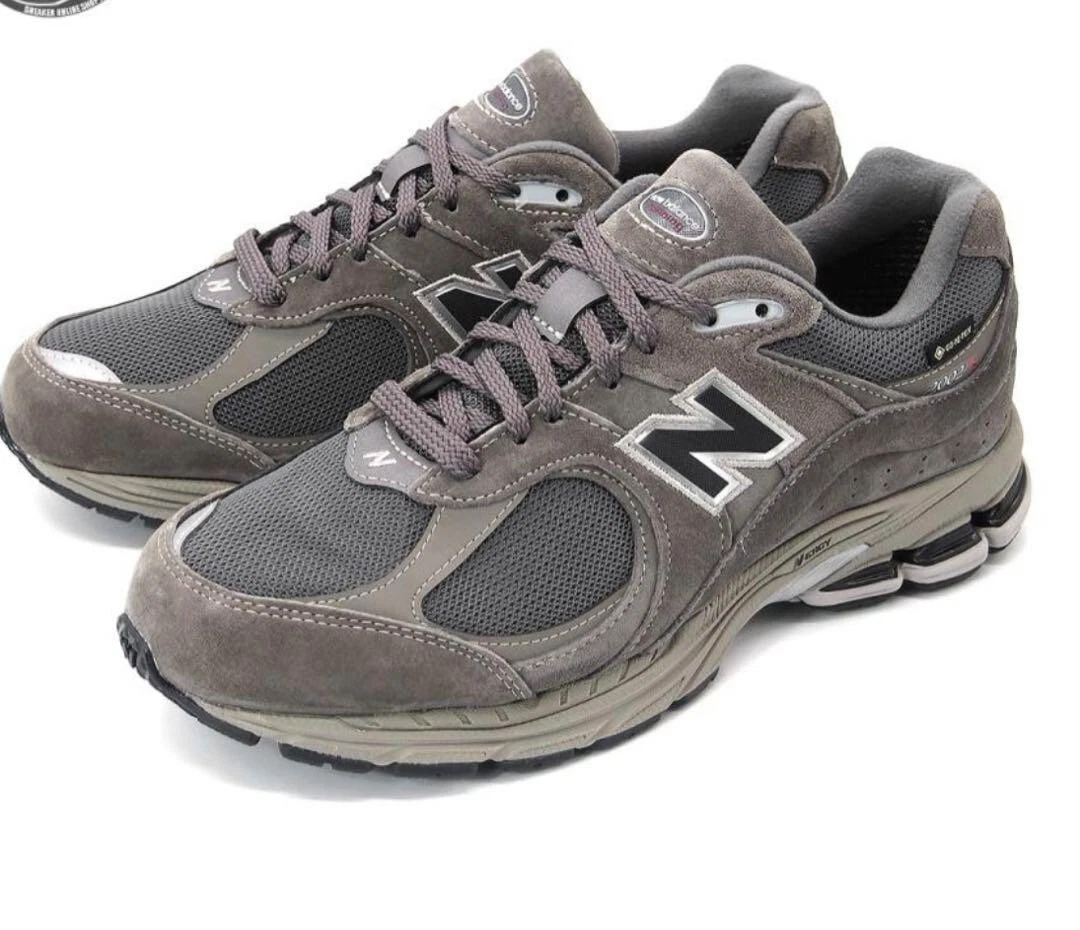 NEW New Balance 2002R Gore-Tex Castlerock M2002RXC mens sizes 8.5, 11.5