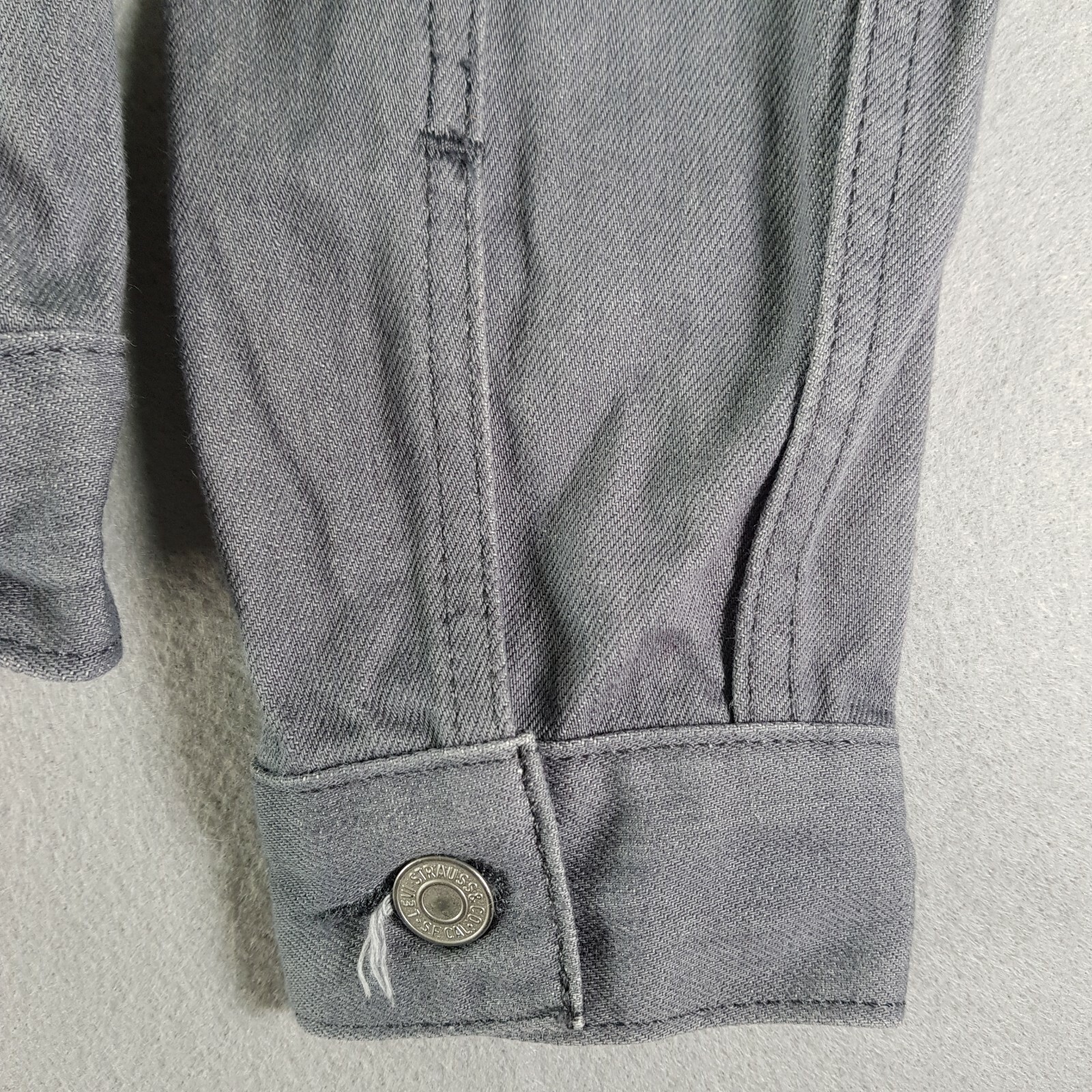Picture 4 of 12