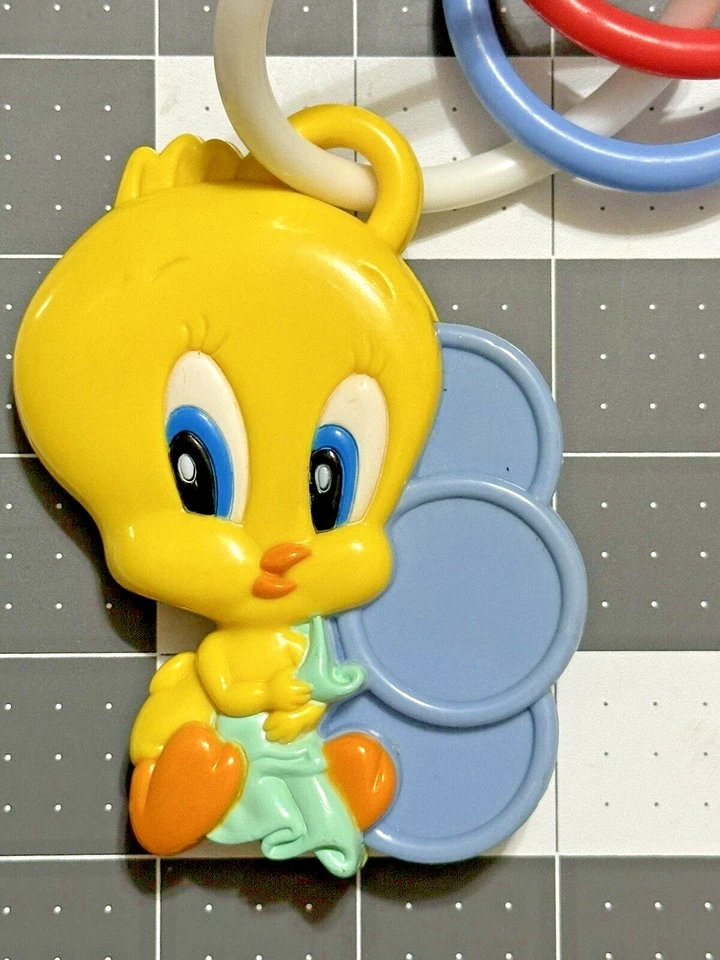 Anillo de dentición duro y suave Looney Tunes Lovables 1994 Gerber Piolín pájaro juguete para bebé Foto 2 de 4