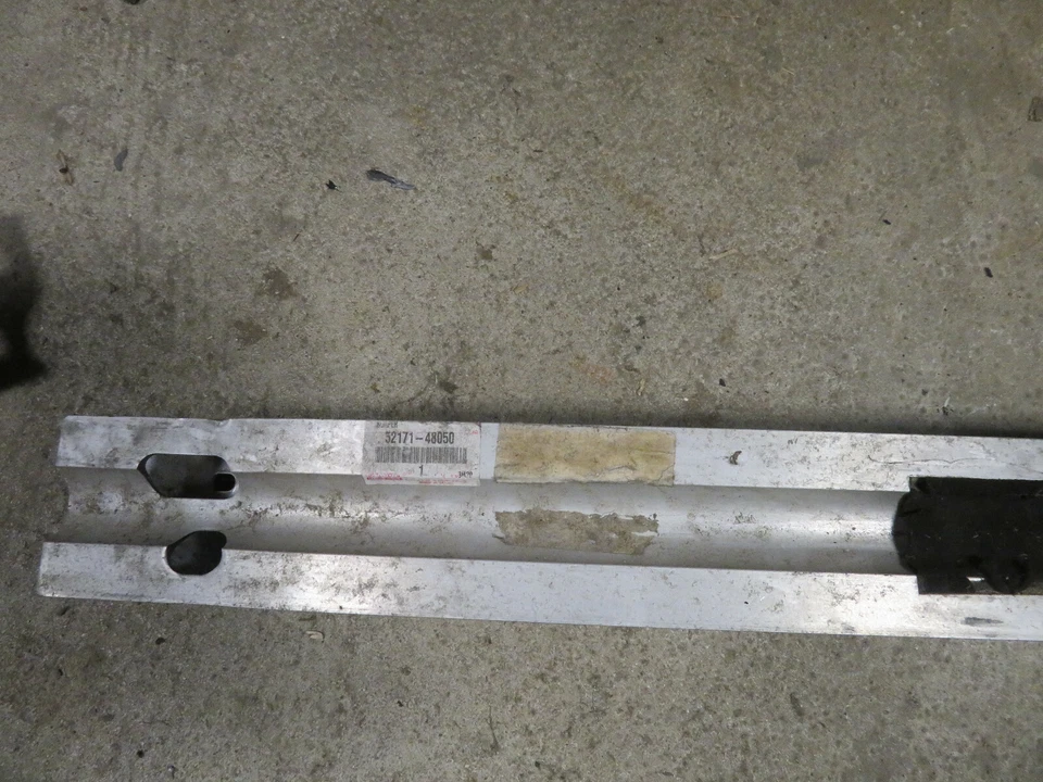 2001-2003 LEXUS RX300 OEM REAR BUMPER REINFORCEMENT IMPACT BAR FACTORY  Foto 2 de 4