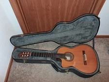 German Vazquez Rubio Solista Classical Guitar 2004 -Left handed - French Polish