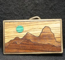 WI11172 FANTASTIC VINTAGE 1970s MOON OVER MOUNTAINS ARTWORK MENS BELT BUCKLE