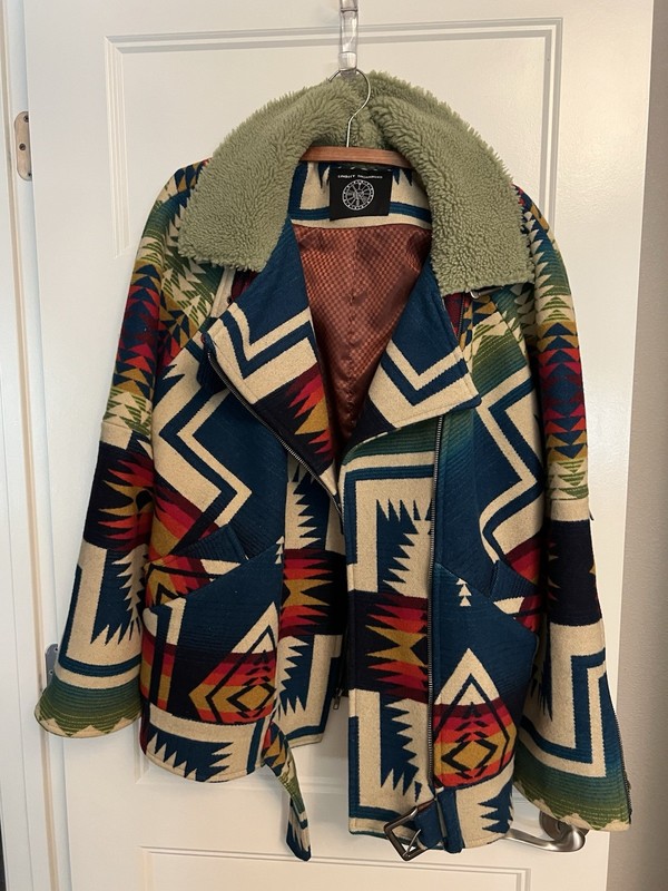NWOT Lindsey Thornburg Pendleton Chief Joseph Vic Love Shearling Bomber OS!