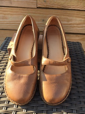 tan dolly shoes
