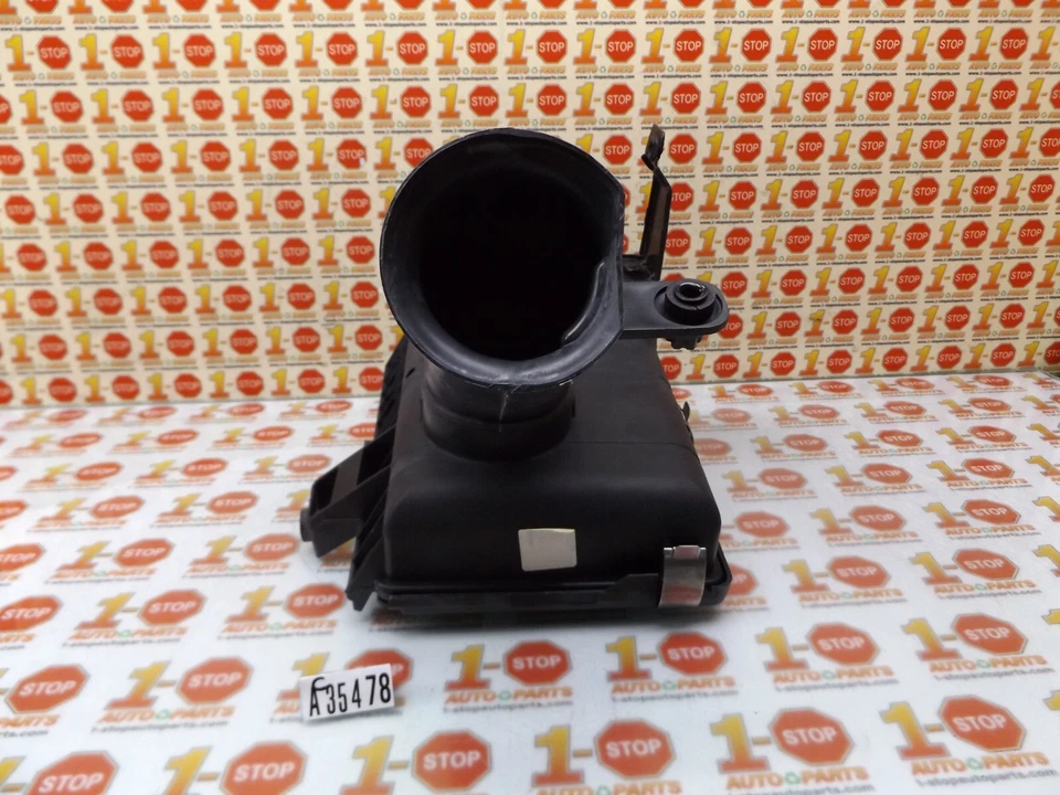 OLDSMOBILE 88 1992-1998 FILTRO DE AIRE CAJA MONTAJE 25147224 OEM Foto 2 de 4