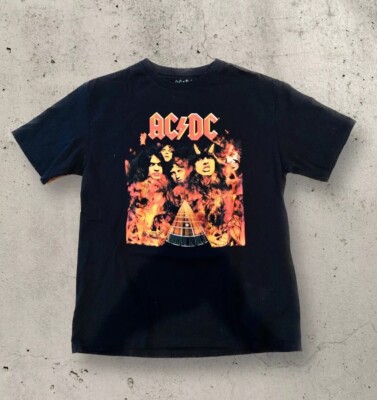 AC/DC Band T-Shirt Size Large - Highway to Hell Graphic Tee - Black - 0007