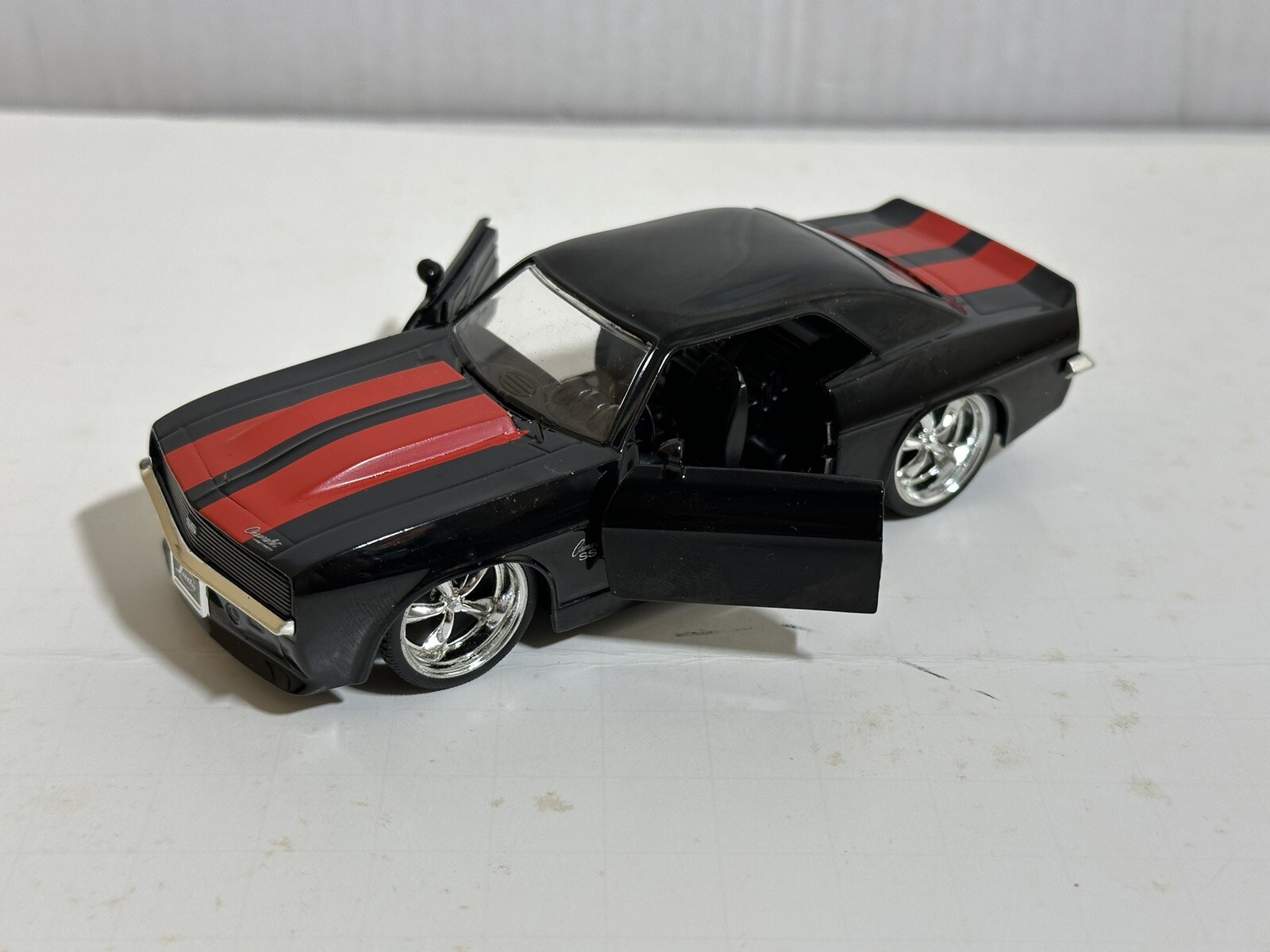 Picture 3 of 12