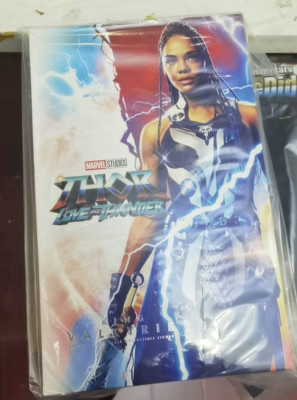 New In Stock Hot Toys MMS673 Thor: Love And Thunder 1/6 Valkyrie Action Figure
