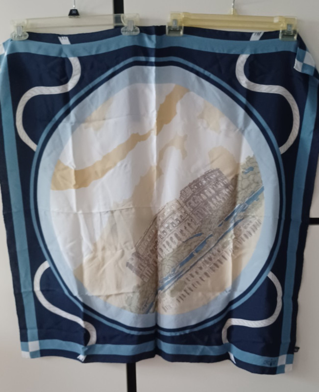 Croata high quality silk scarf featuring a depiction of the Roman Colosseum