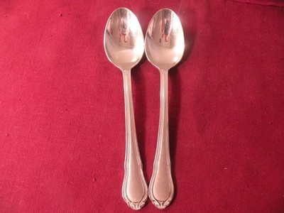 Set Of 2 Teaspoons Hampton Lauren 18/10 Stainless Flatware 6 3/8'' B