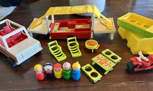 Vintage 1980 Little People Play Family Pop-Up Camper Set #992 Complete + Extras