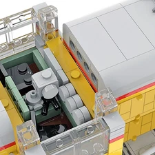 HXtoy Yellow Train Model 1:38 Scale Building Toys for Collection