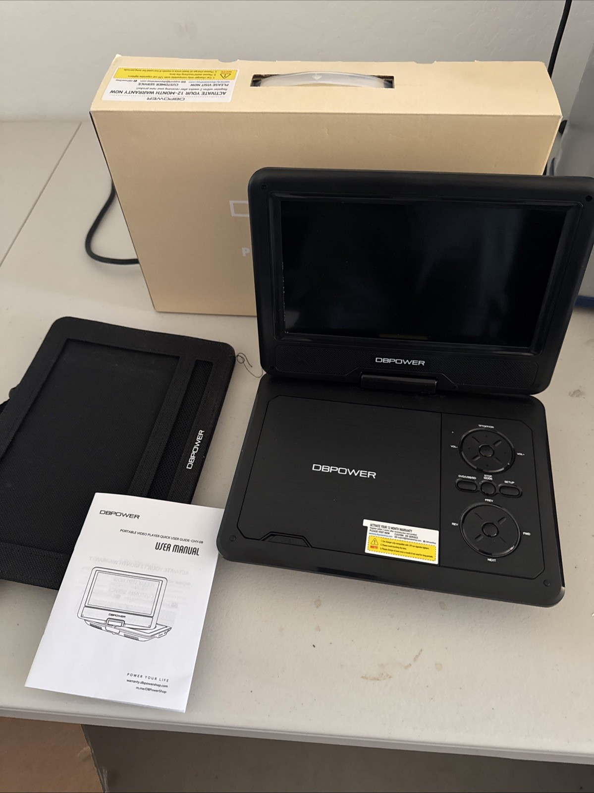 11.5" 9" Swivel Screen Black Chy-09