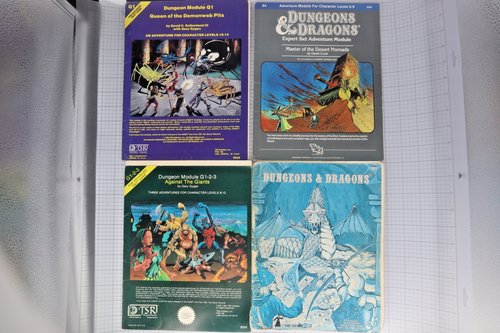 Vintage Lot TSR Dungeons & Dragons Manuals, Modules, Campaign Guides - Picture 1 of 7