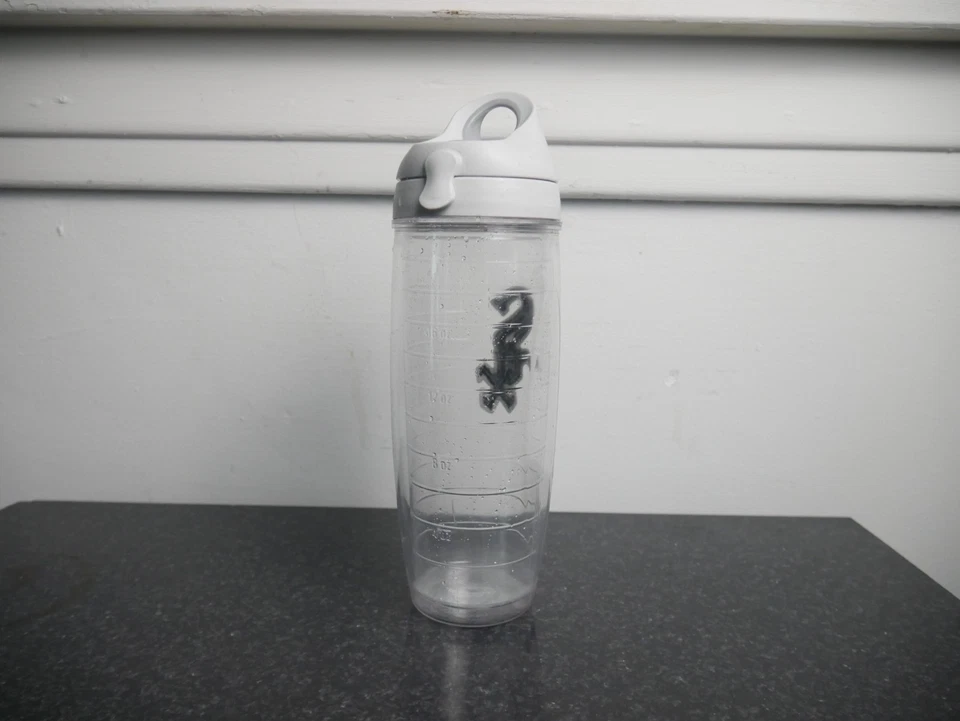 Tervis 24 Oz Chicago White Sox Embroidered Tumbler With Cap MLB. Tervis - Image 2 of 4