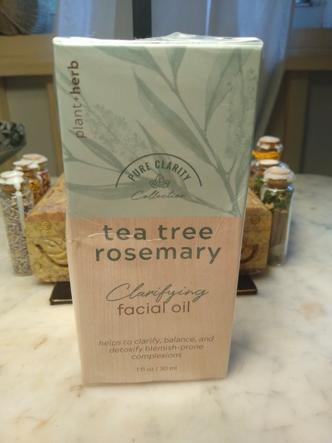 rosemary and tea tree oil