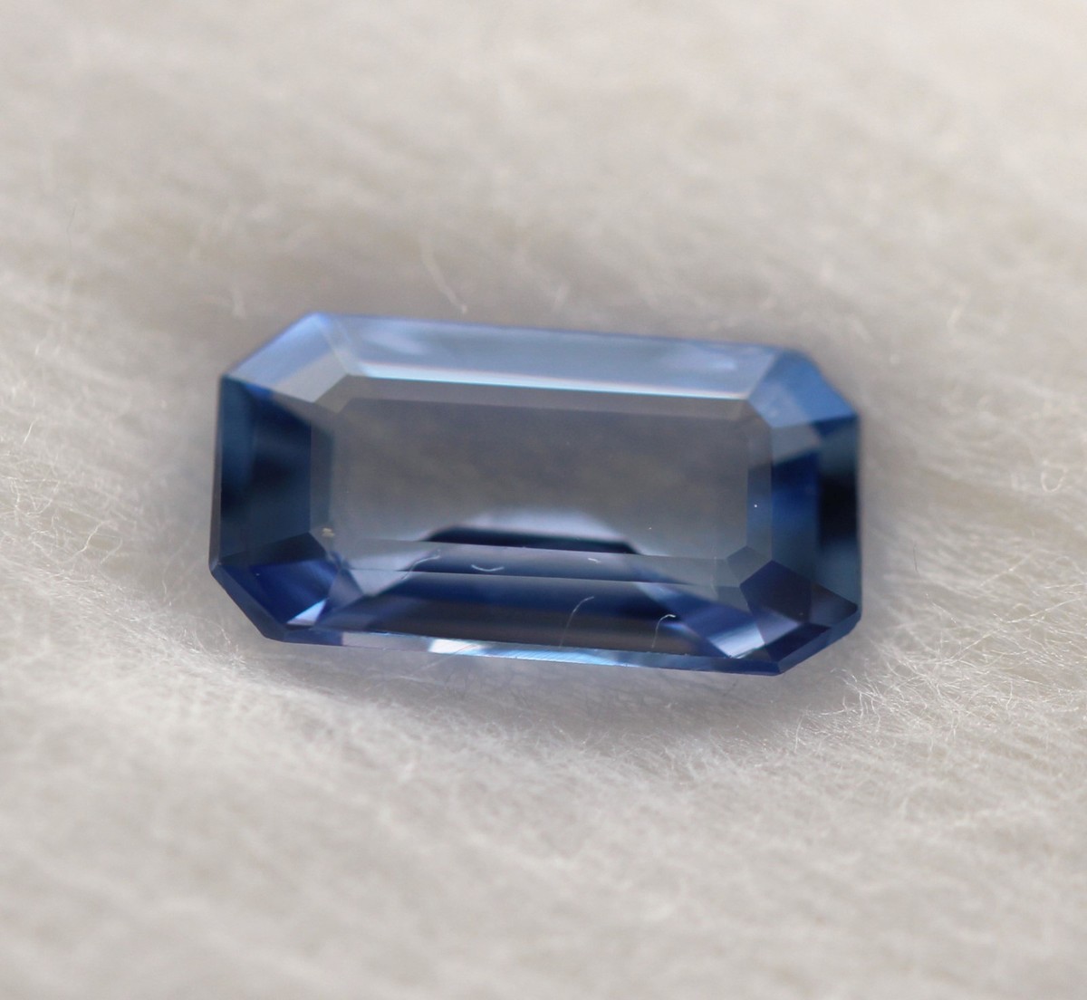 Saphir Naturel 1,23 Ct Bleu Sri Lanka AAA - Ovale 7,4x5,5 Mm - Neuf Sans Emballage