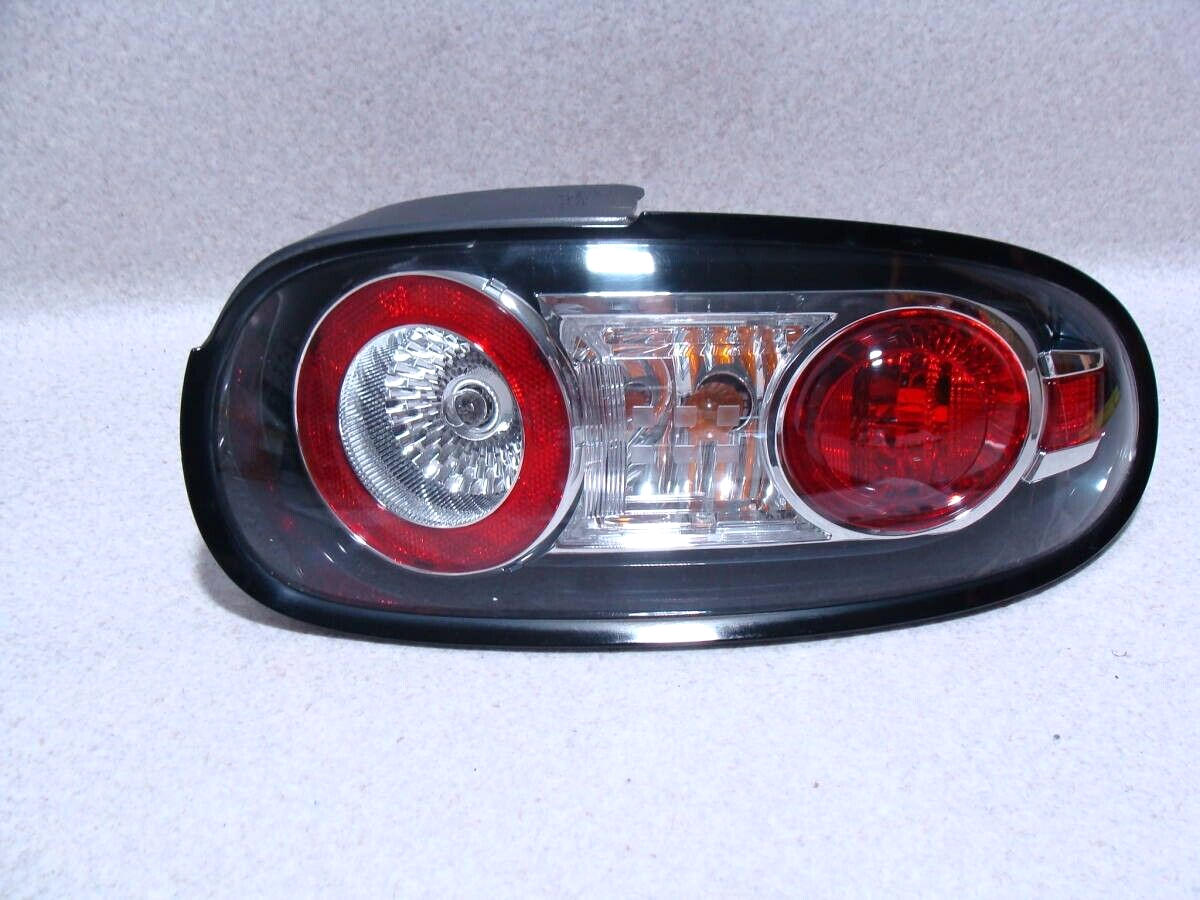 Mazda Genuine Miata MX-5 NC Tail Light Set – Left & Right Pair, Early Model (Used, Good Condition)
