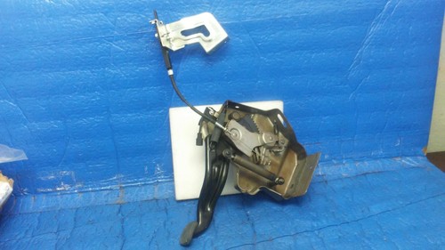 2001 Hyundai XG300 2002 - 2005 XG350 PARKING BRAKE PEDAL ASSEMBLY OEM - Picture 3 of 9