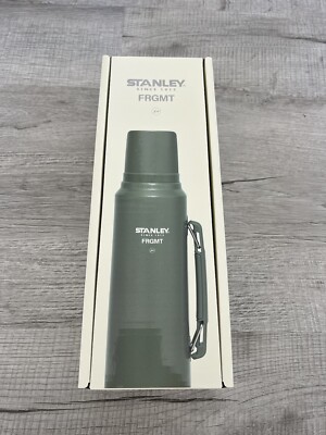 Stanley X FRGMT QT Classic Vacuum Bottle Fragment Design Hammertone  Green