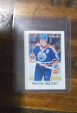 WAYNE GRETZKY 1987-1988 O-pee-Chee Mini Card #13 Hockey NM-MINT Or Better opc