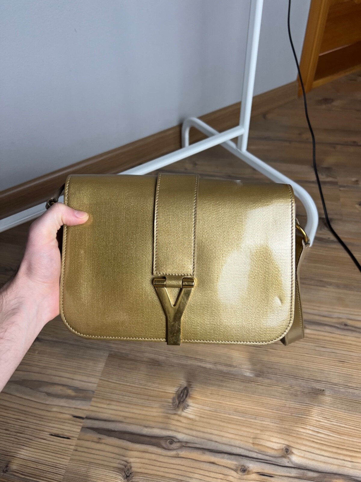 Borsa a tracolla YSL Saint Laurent con busta dorata laccata originale