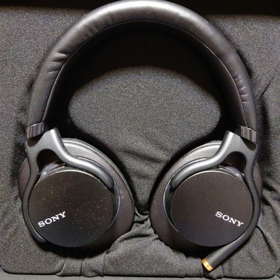 Sony Kopfhörer MDR-1AM2 B Hi-Res Geschlossener Typ Faltbar Versiegelt Dynamis...