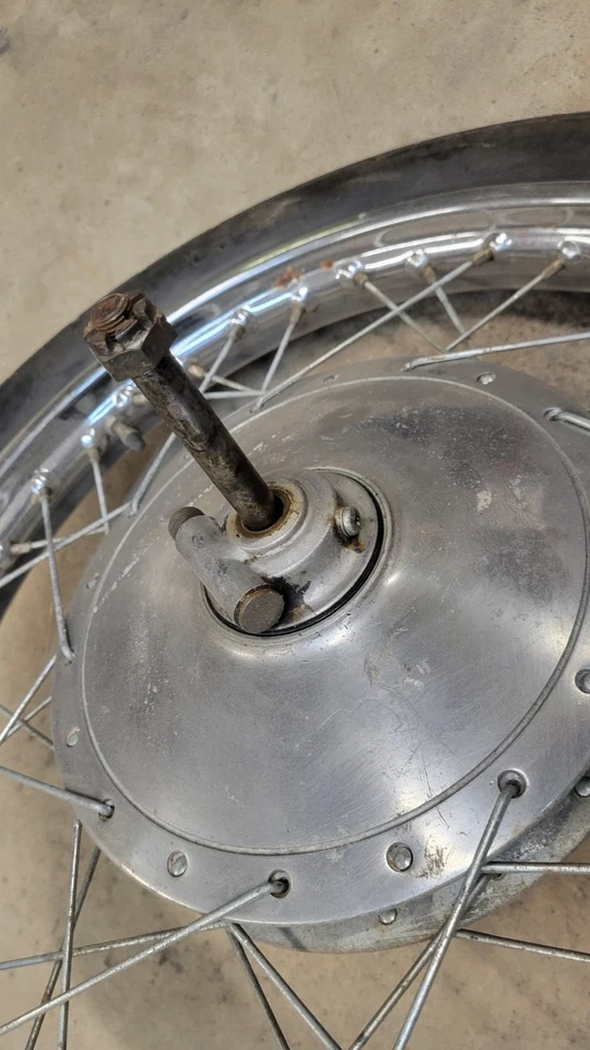 Freno DID rueda delantera vintage Honda Cb450 Cb 450 Dohc negro bombardero Ko K0 Foto 3 de 4