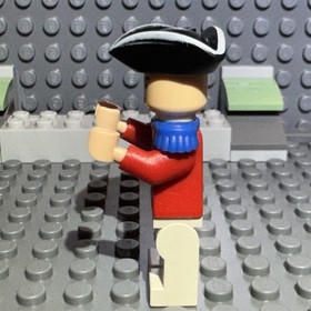 Lego Pirates of the Caribbean King George's Soldier Minifigure 4193 poc019