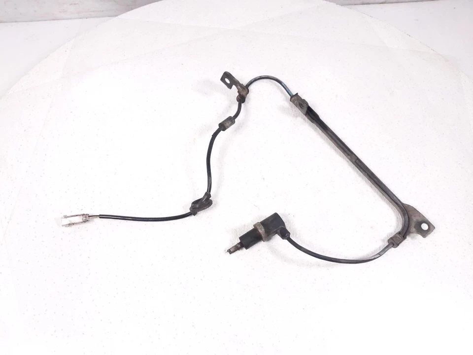 2002 - 2007 斯巴鲁 Impreza 后轮乘客 Abs 防制动传感器 27540Fe040 — 第 2/4 张图片