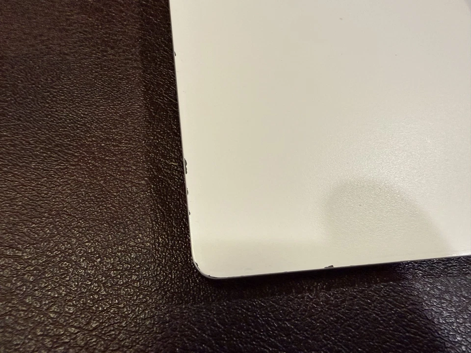 Samsung Galaxy Book2 Pro 15.6" OLED 512GB SSD, Intel i7 1260p 16GB RAM Win11 Pro Foto 3 de 4