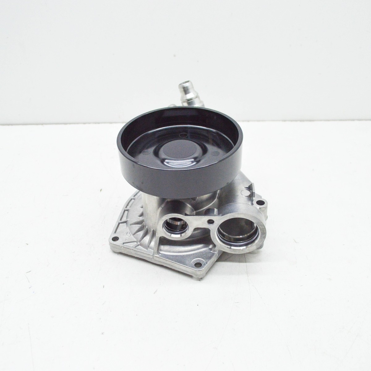FORR BMW X5 G05 WATER PUMP 11518642290 8642290 GENUNINE 16-20