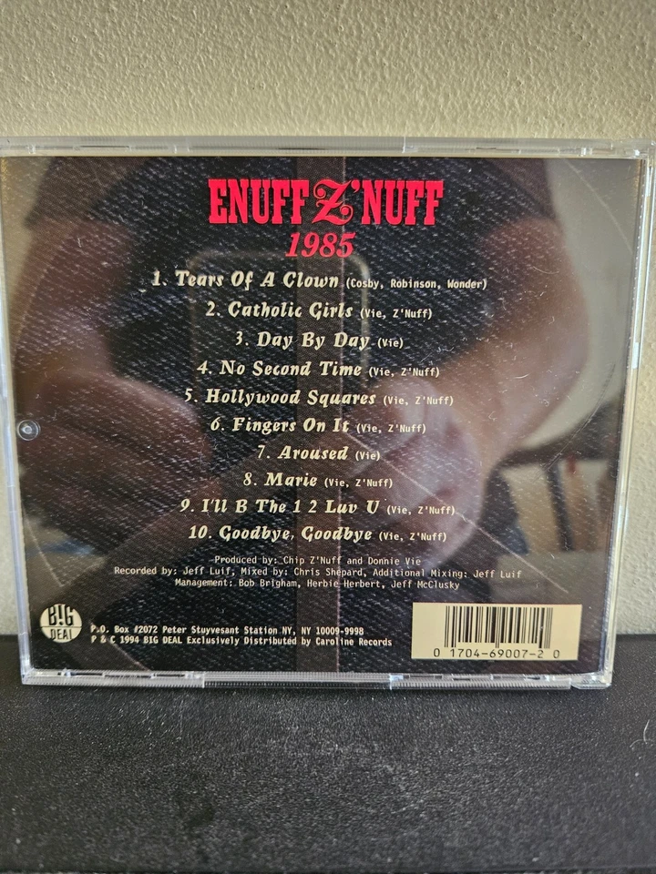 ENUFF Z'NUFF 1985 1994 CD GLAM/HAIR METAL SIGNED BY CHIP Z'NUFF AND DONNIE VIE - Image 3 of 4